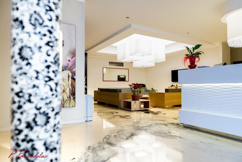 Hotel Elys Pieve Emanuele Kültér fotó